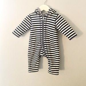 Hanna Andersson Reversible Baby Zip One Piece